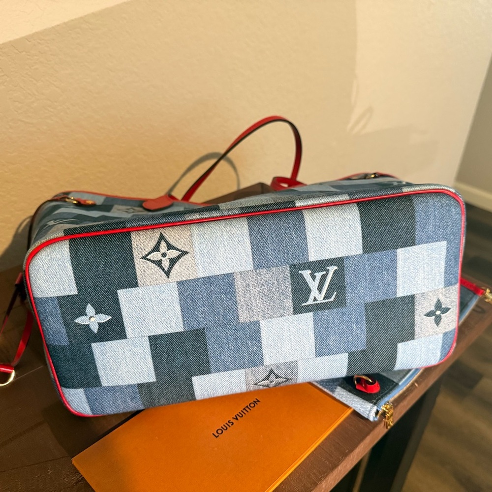 Louis Vuitton Blue Patchwork Denim Neverfull Tote… - image 4